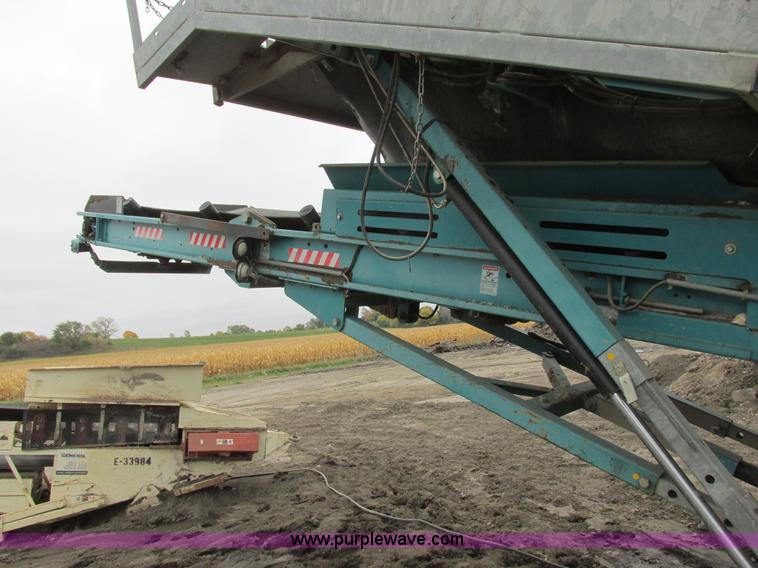 image for item I6043 2006 Powerscreen Turbo Chieftain dual deck screen