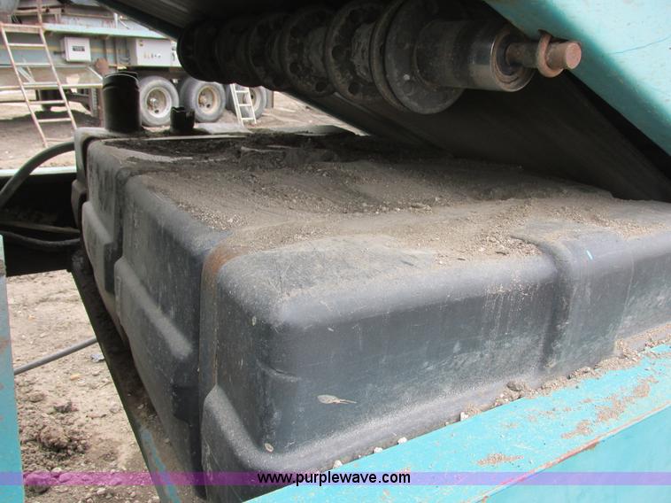 image for item I6043 2006 Powerscreen Turbo Chieftain dual deck screen