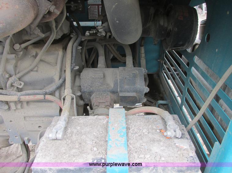 image for item I6043 2006 Powerscreen Turbo Chieftain dual deck screen