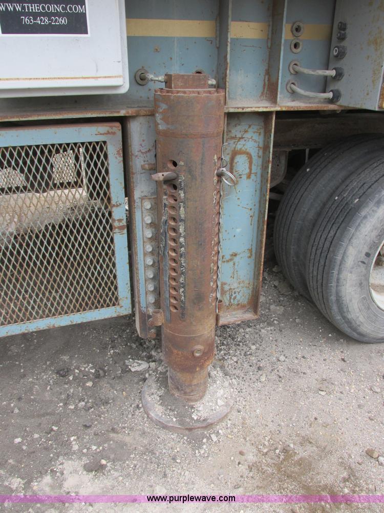 image for item I6047 2007 Inertia 5066 LRP impact crusher