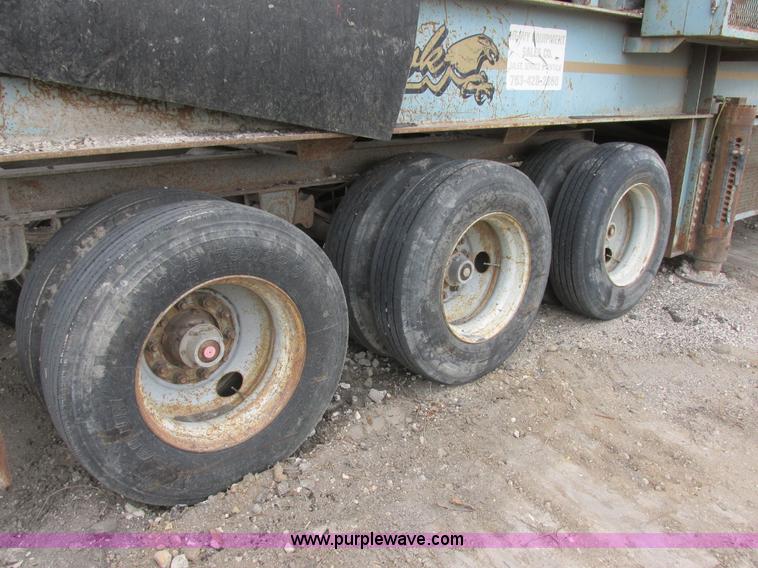 image for item I6047 2007 Inertia 5066 LRP impact crusher