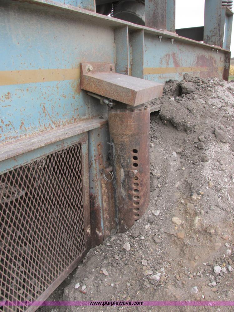 image for item I6047 2007 Inertia 5066 LRP impact crusher