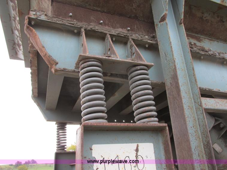 image for item I6047 2007 Inertia 5066 LRP impact crusher