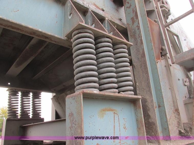 image for item I6047 2007 Inertia 5066 LRP impact crusher