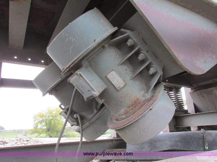 image for item I6047 2007 Inertia 5066 LRP impact crusher