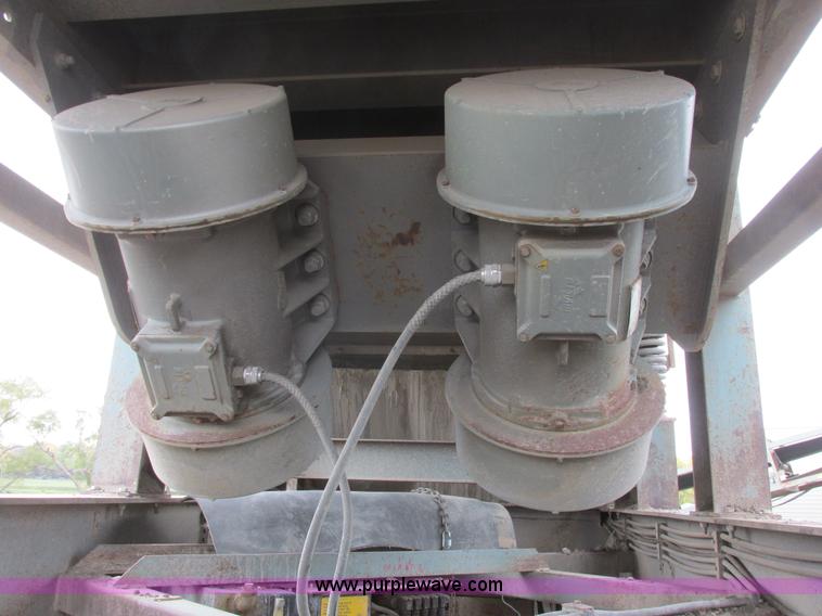 image for item I6047 2007 Inertia 5066 LRP impact crusher