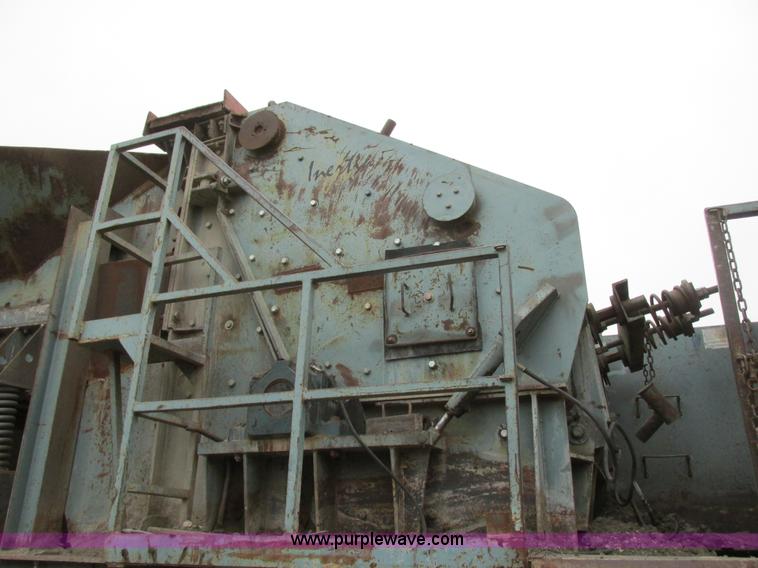 image for item I6047 2007 Inertia 5066 LRP impact crusher