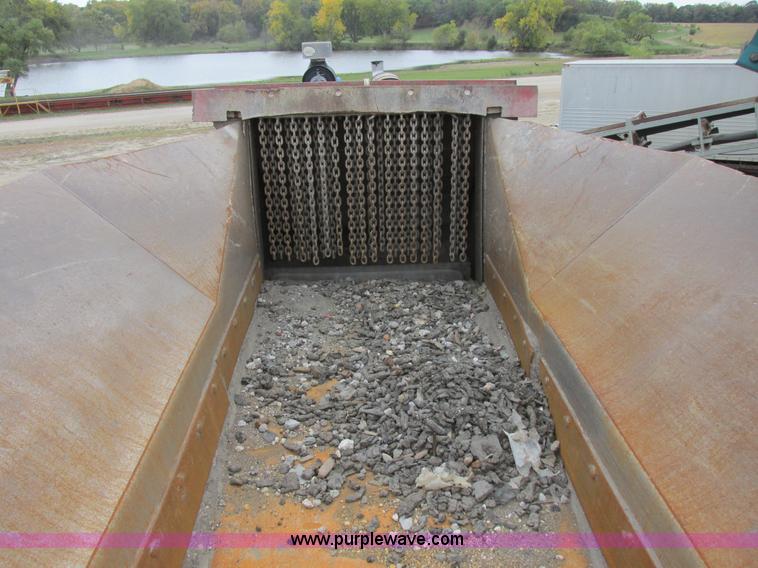 image for item I6047 2007 Inertia 5066 LRP impact crusher