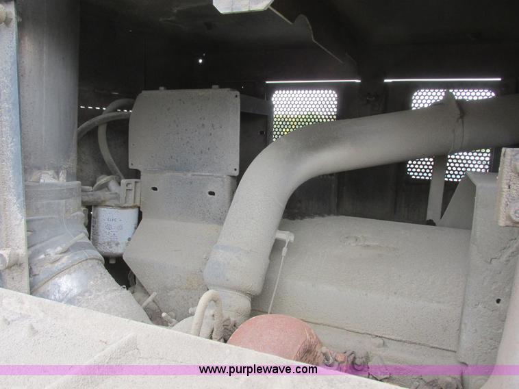 image for item I6047 2007 Inertia 5066 LRP impact crusher