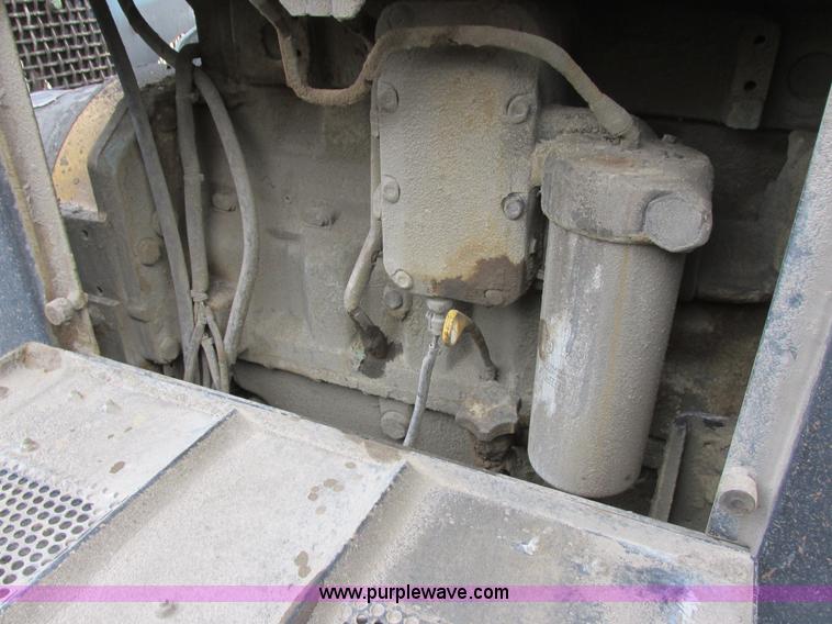 image for item I6047 2007 Inertia 5066 LRP impact crusher