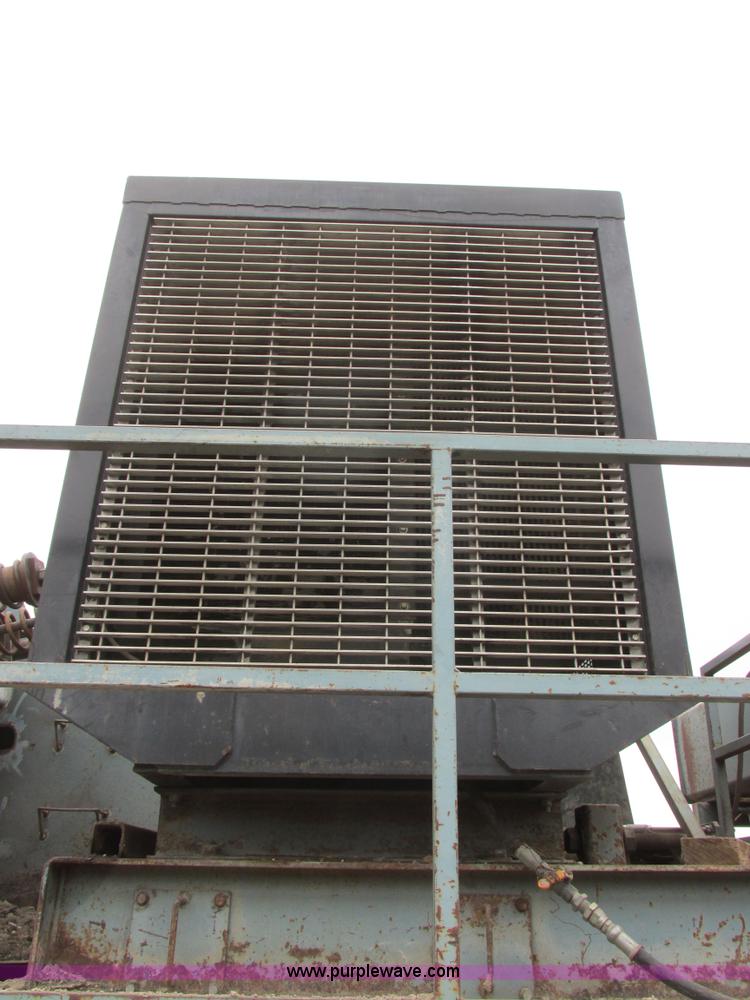 image for item I6047 2007 Inertia 5066 LRP impact crusher