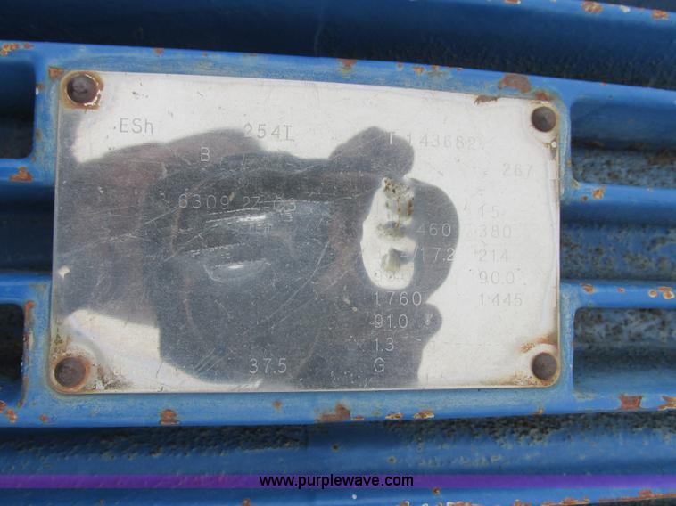 image for item I6047 2007 Inertia 5066 LRP impact crusher