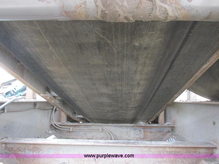 image for item I6047 2007 Inertia 5066 LRP impact crusher