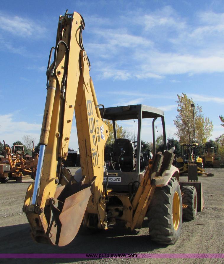 image for item I6737 1998 New Holland 655E backhoe