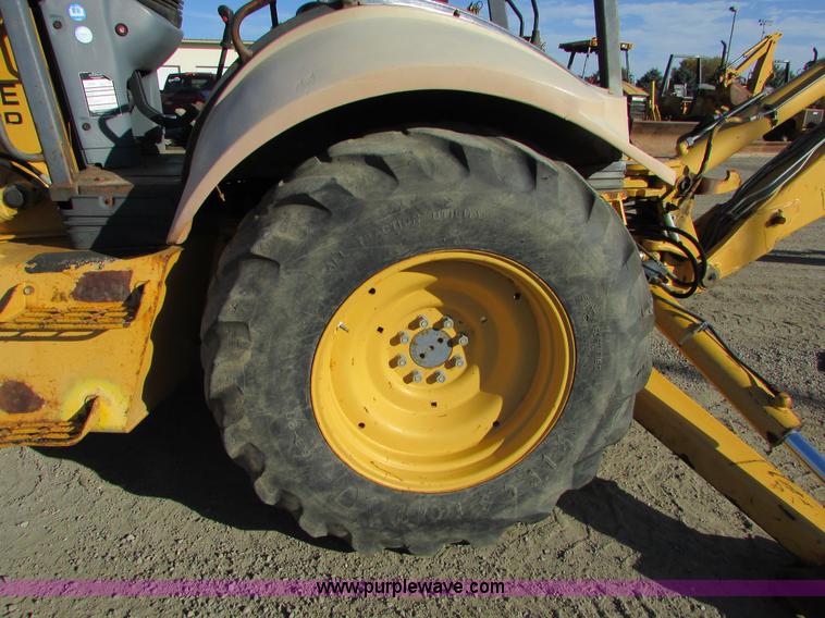 image for item I6737 1998 New Holland 655E backhoe