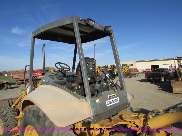 image for item I6737 1998 New Holland 655E backhoe