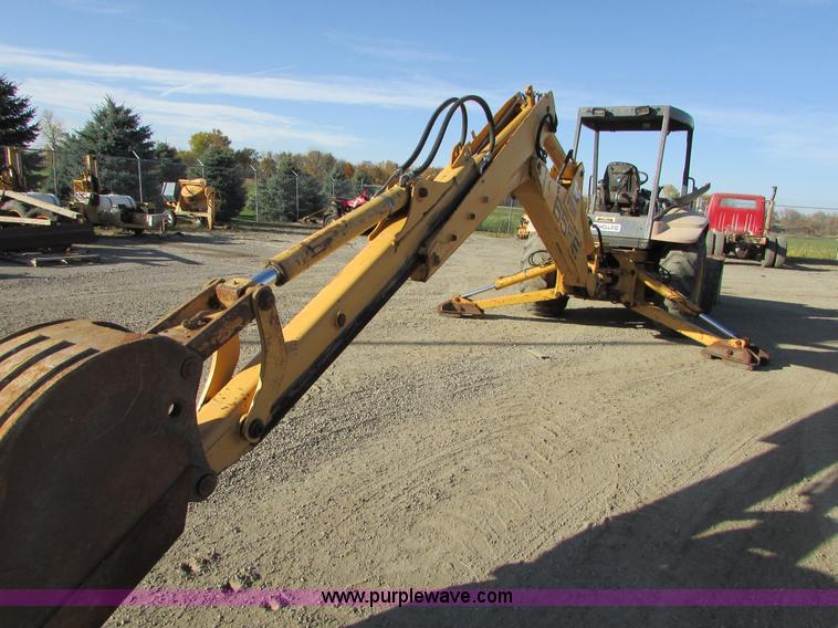 image for item I6737 1998 New Holland 655E backhoe
