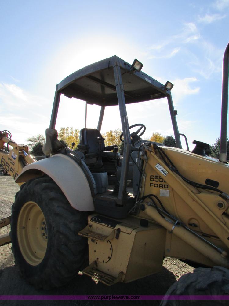 image for item I6737 1998 New Holland 655E backhoe