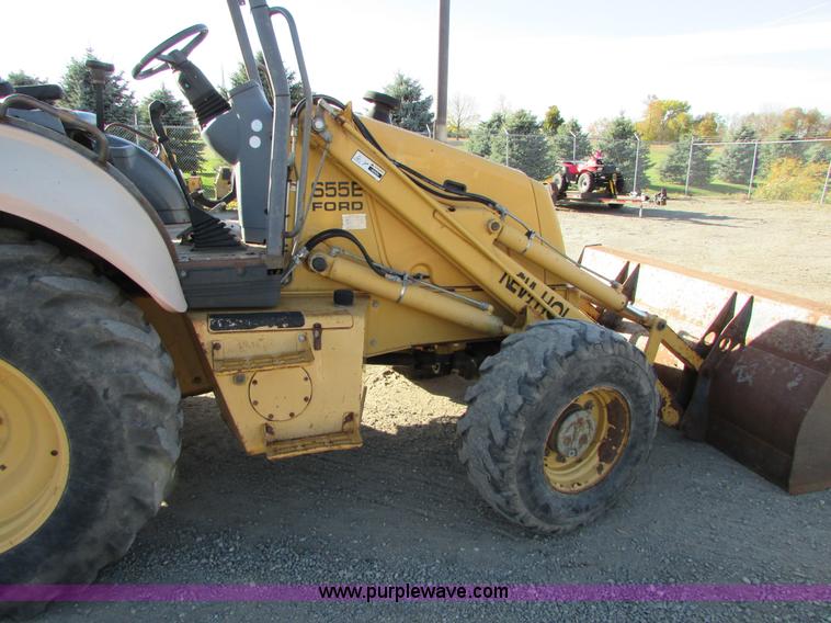 image for item I6737 1998 New Holland 655E backhoe