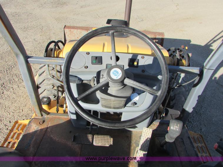image for item I6737 1998 New Holland 655E backhoe