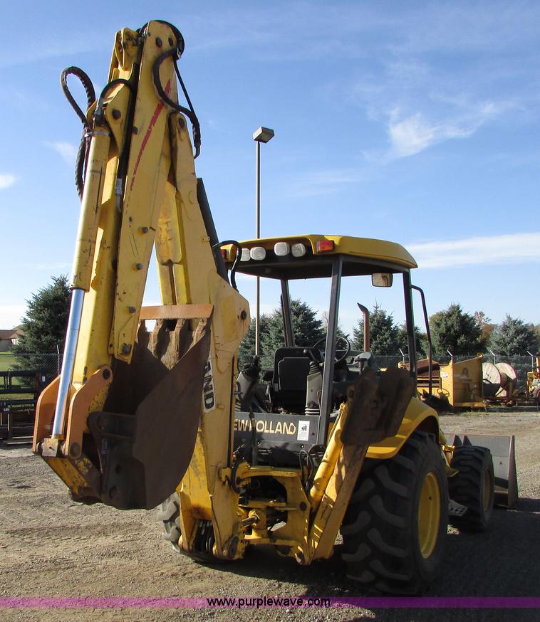 image for item I6738 2005 New Holland LB75B backhoe