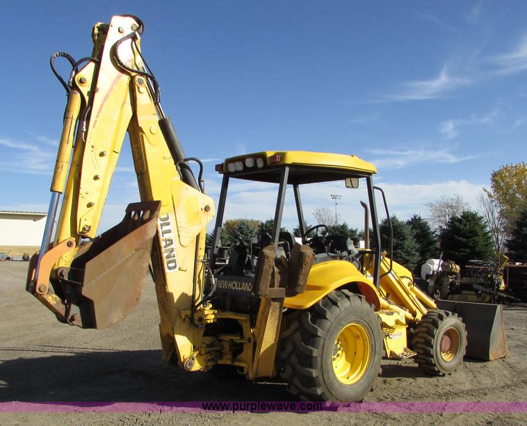 image for item I6738 2005 New Holland LB75B backhoe