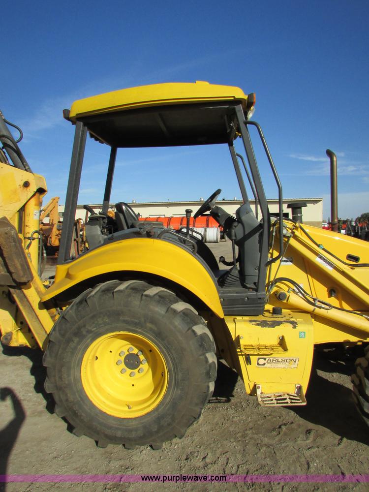 image for item I6738 2005 New Holland LB75B backhoe