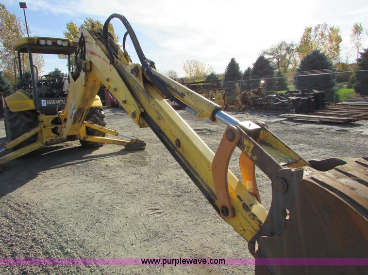 image for item I6738 2005 New Holland LB75B backhoe