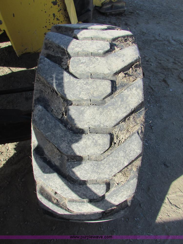 image for item I6738 2005 New Holland LB75B backhoe