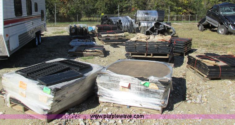 image for item I8909 Zurn Industries 18" trench mold