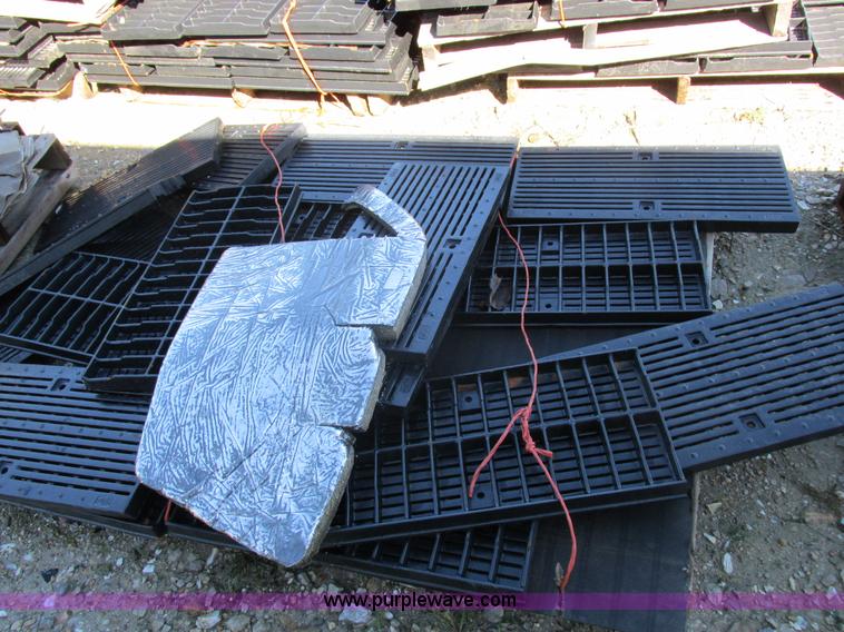 image for item I8909 Zurn Industries 18" trench mold