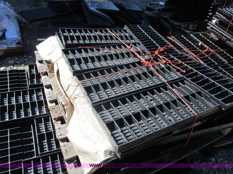 image for item I8909 Zurn Industries 18" trench mold