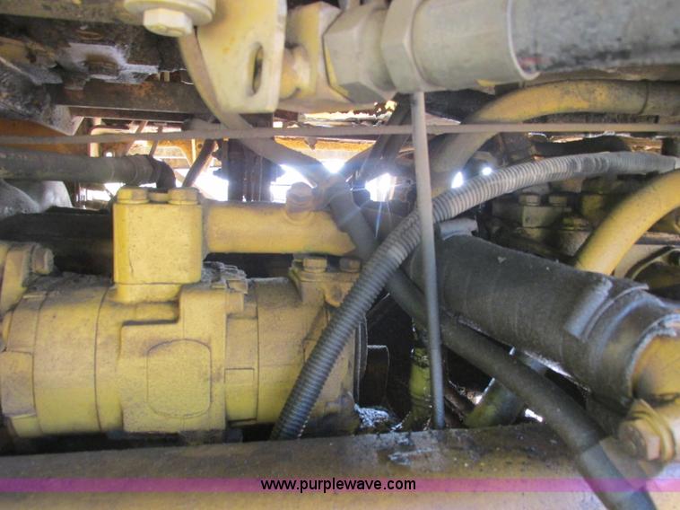 image for item J2384 1987 Komatsu WA150 wheel loader