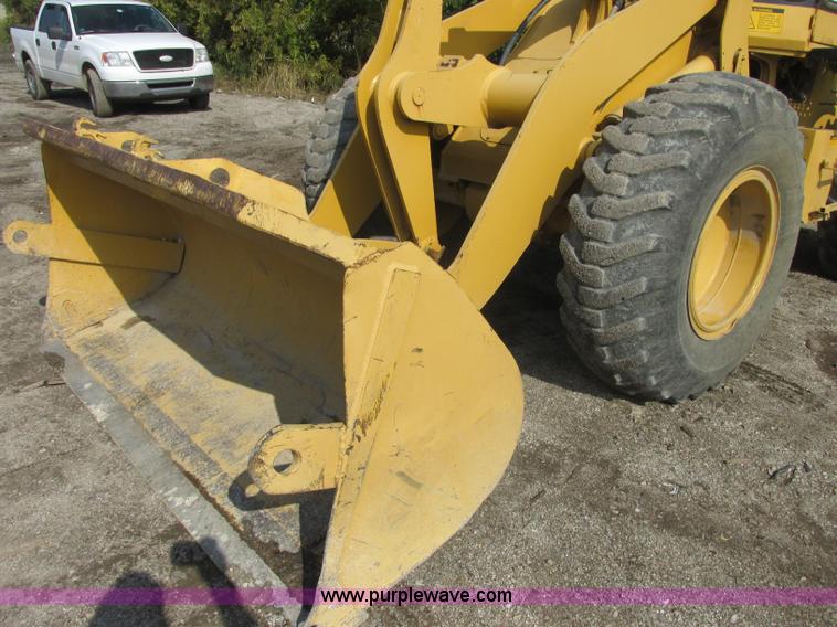 image for item J2384 1987 Komatsu WA150 wheel loader