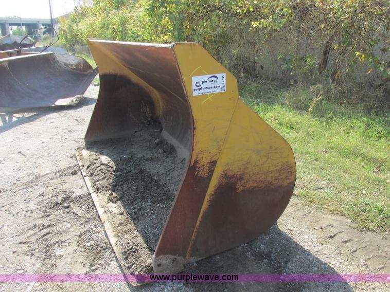 image for item J2391 JIB 708VLM bucket