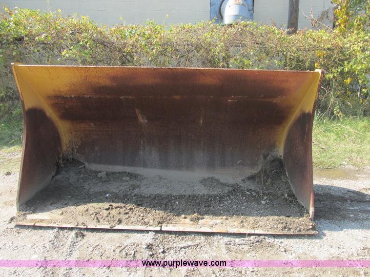 image for item J2391 JIB 708VLM bucket