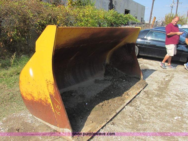 image for item J2391 JIB 708VLM bucket