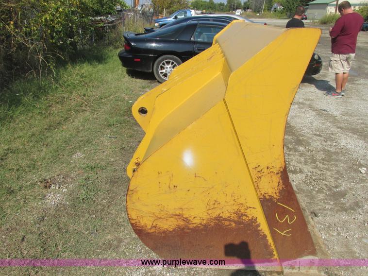 image for item J2391 JIB 708VLM bucket