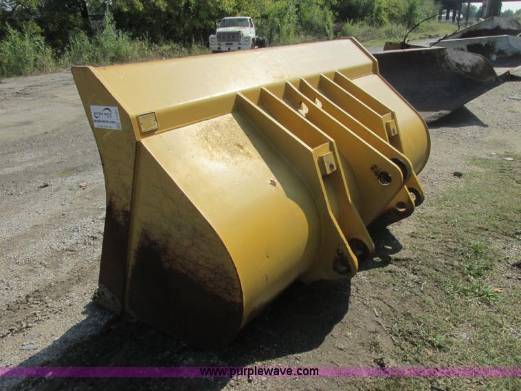 image for item J2391 JIB 708VLM bucket