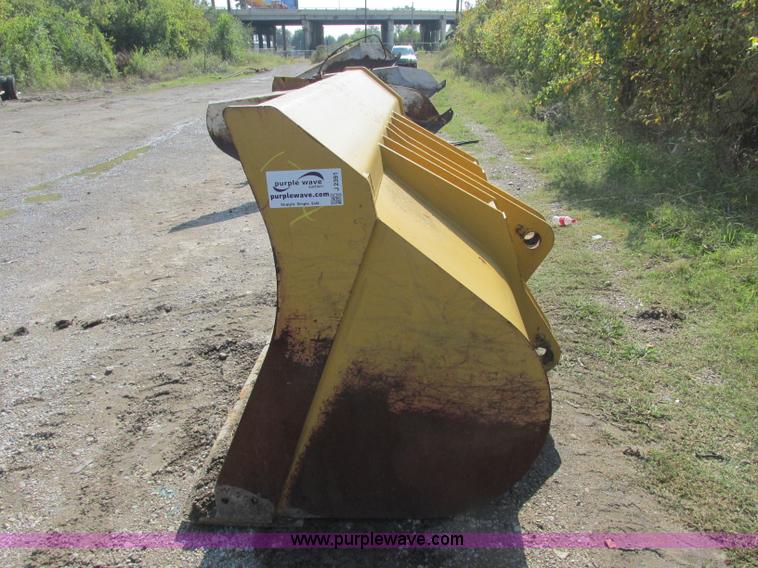 image for item J2391 JIB 708VLM bucket