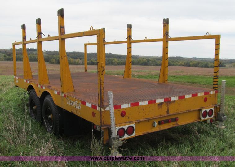 image for item J3390 1987 Sauber 1531 triple reel trailer