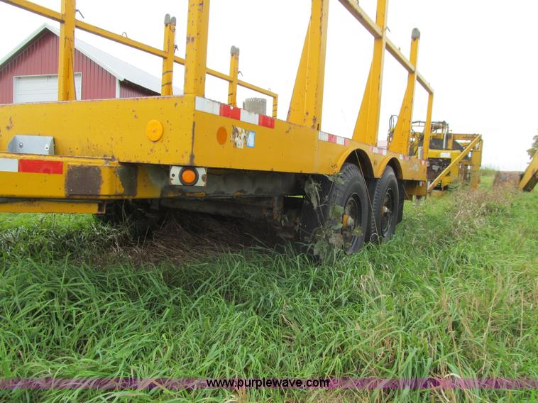 image for item J3390 1987 Sauber 1531 triple reel trailer