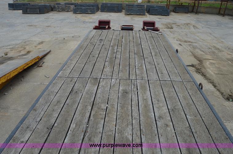 image for item Z9029 2007 Towmaster T20 equipment trailer