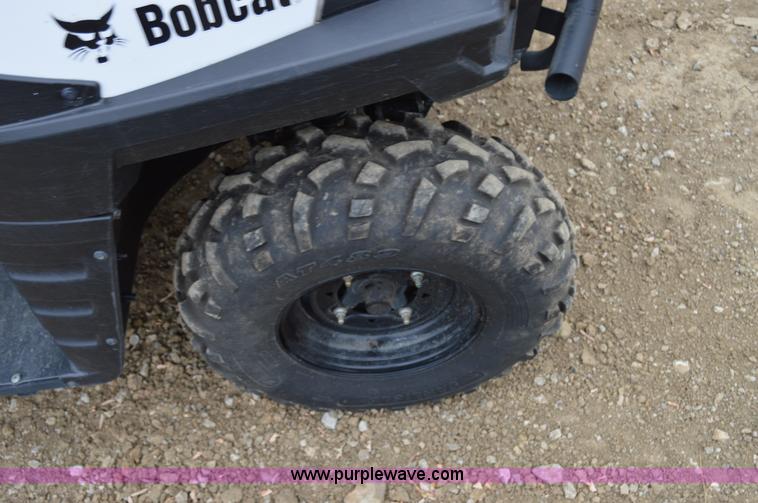 image for item Z9032 2011 Bobcat 3400XL UTV