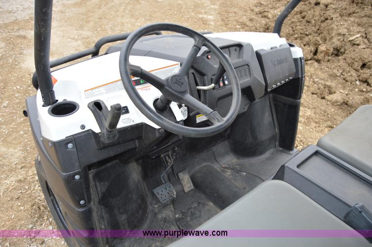 image for item Z9032 2011 Bobcat 3400XL UTV
