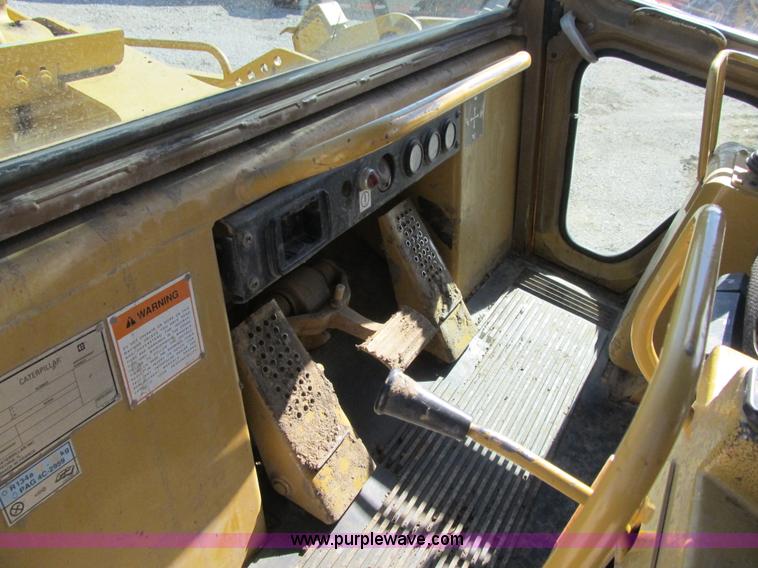 image for item Z9091 1997 Caterpillar 963B track loader
