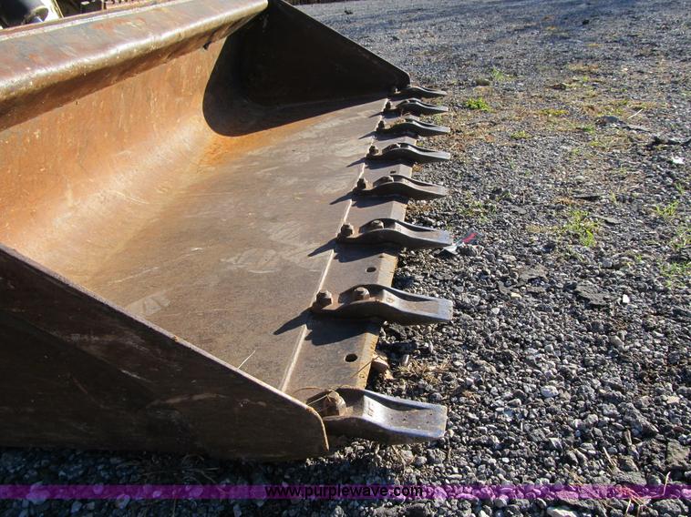 image for item Z9110 1999 Bobcat 863 Turbo skid steer