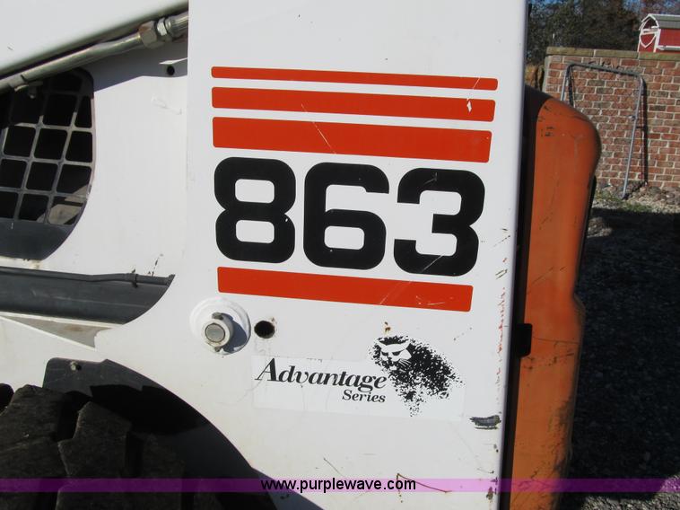 image for item Z9110 1999 Bobcat 863 Turbo skid steer