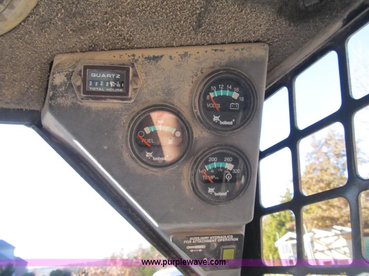 image for item Z9110 1999 Bobcat 863 Turbo skid steer