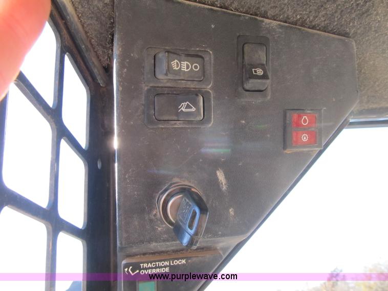 image for item Z9110 1999 Bobcat 863 Turbo skid steer